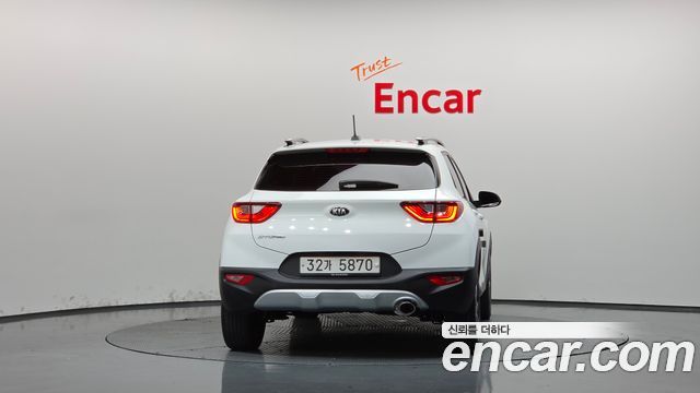 Kia Stonic 2018 — photo 4