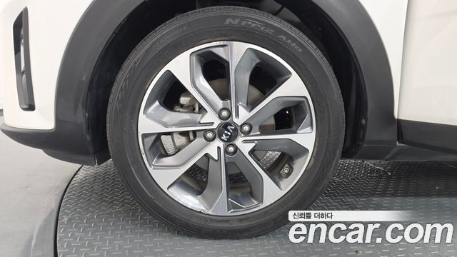 Kia Stonic 2018 — photo 5