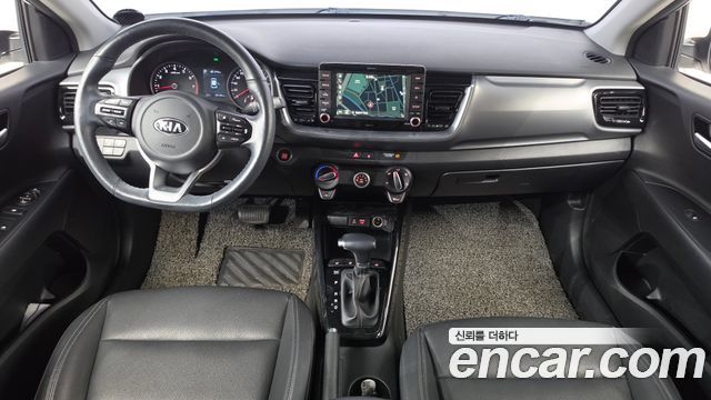 Kia Stonic 2018 — photo 10