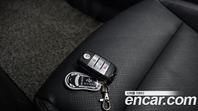 Kia Stonic 2018 — photo 21