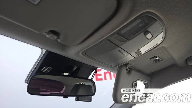 Kia Stonic 2018 — photo 27