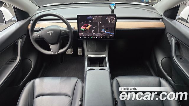 Tesla Model Y 2022 — photo 10