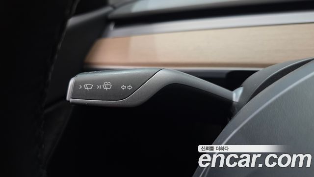 Tesla Model Y 2022 — photo 26