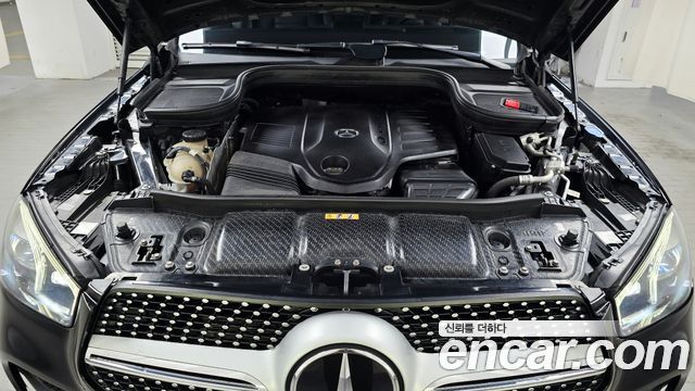 Mercedes-Benz GLE-Class 2021 — photo 6