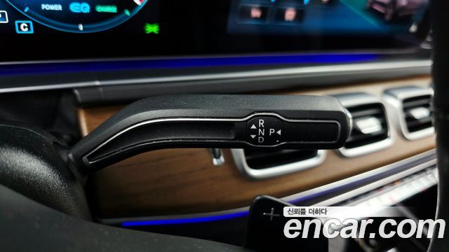 Mercedes-Benz GLE-Class 2021 — photo 12