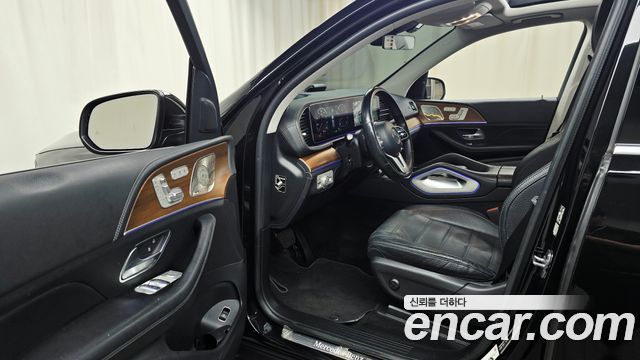 Mercedes-Benz GLE-Class 2021 — photo 13