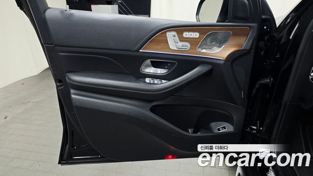 Mercedes-Benz GLE-Class 2021 — photo 14