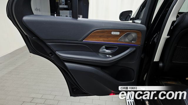Mercedes-Benz GLE-Class 2021 — photo 15