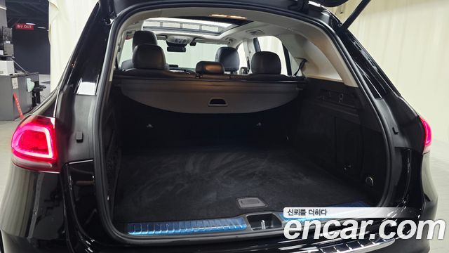 Mercedes-Benz GLE-Class 2021 — photo 27