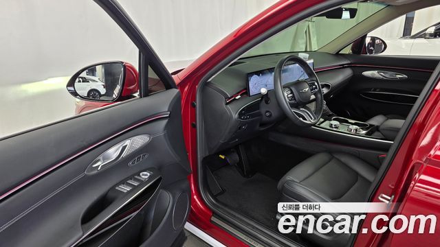 Genesis GV70 2025 — photo 10