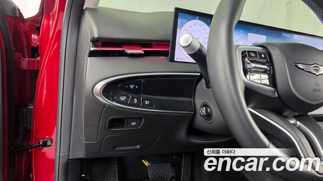 Genesis GV70 2025 — photo 16