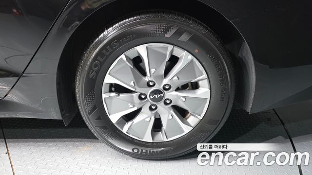 Kia K5 2024 — photo 5