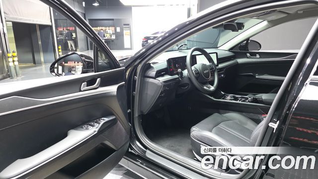 Kia K5 2024 — photo 13