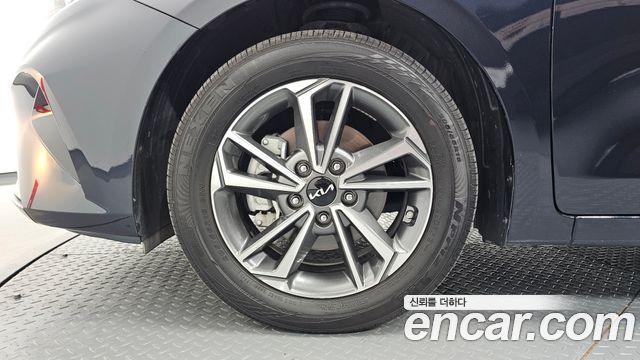 Kia K3 2024 — photo 5