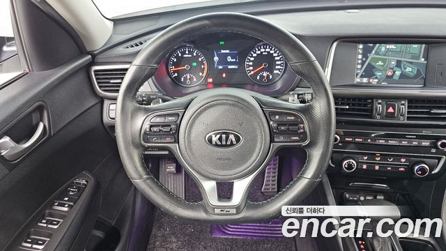 Kia K5 2018 — photo 13