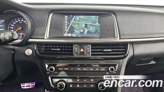 Kia K5 2018 — photo 14