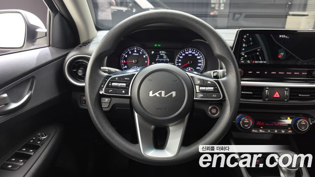 Kia K3 2023 — photo 20