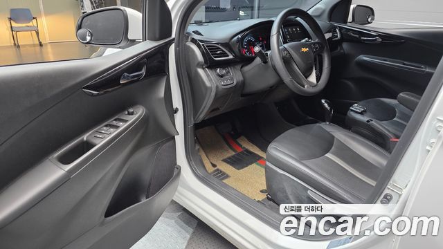 Chevrolet Korea Spark 2022 — photo 13