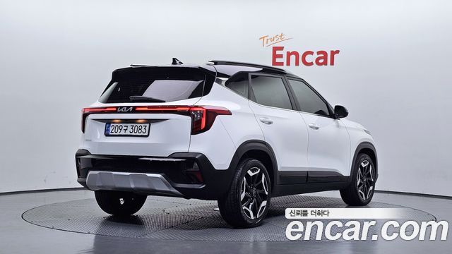 Kia Seltos 2023 — photo 2