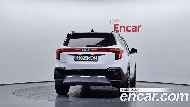 Kia Seltos 2023 — photo 4