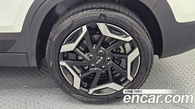 Kia Seltos 2023 — photo 7