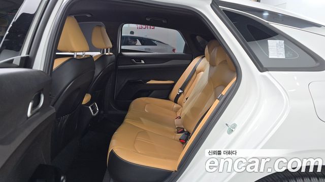 Kia K5 2023 — photo 16