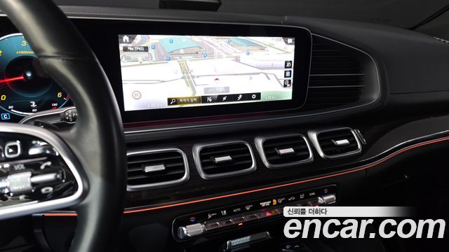Mercedes-Benz GLE-Class 2022 — photo 19
