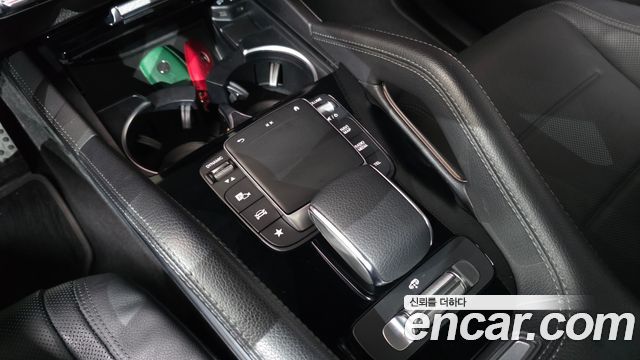 Mercedes-Benz GLE-Class 2022 — photo 22