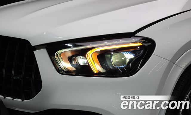 Mercedes-Benz GLE-Class 2022 — photo 8