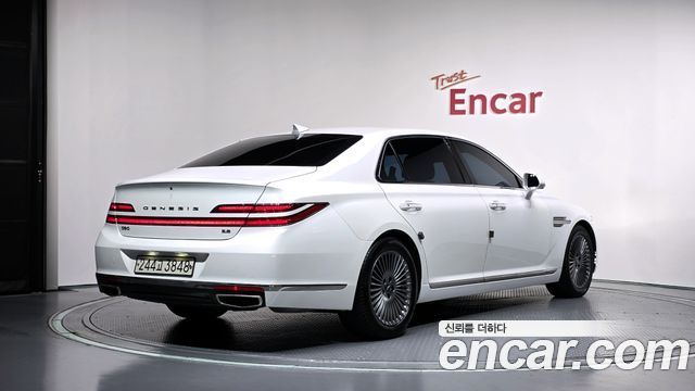 Genesis G90 2019 — photo 2