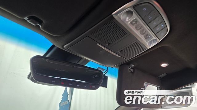 Genesis G90 2019 — photo 23