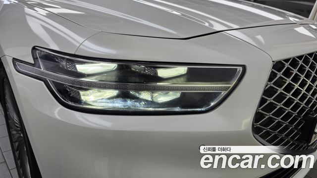 Genesis G90 2019 — photo 8