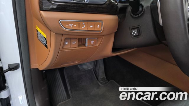 Genesis G90 2019 — photo 34