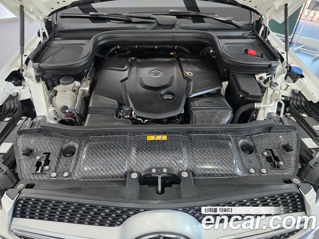 Mercedes-Benz GLE-Class 2023 — photo 6