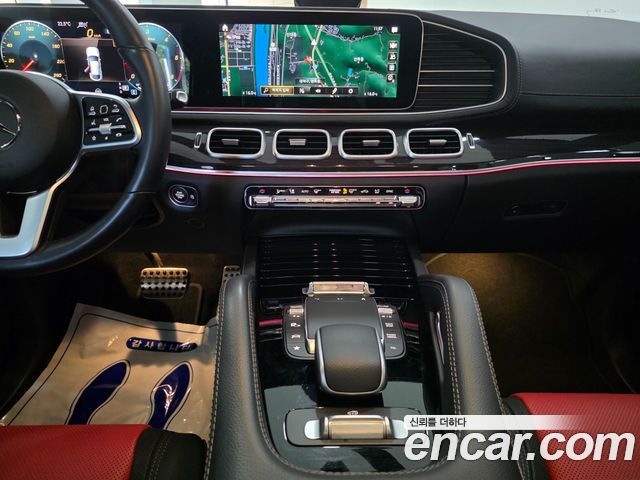 Mercedes-Benz GLE-Class 2023 — photo 13