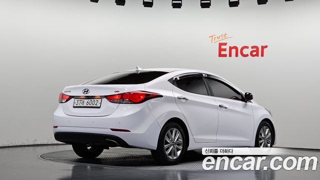 Hyundai AVANTE 2015 — photo 2