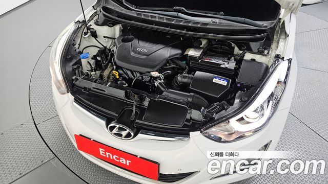 Hyundai AVANTE 2015 — photo 6