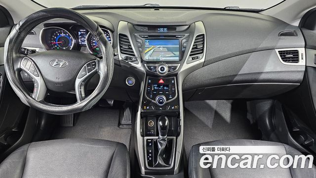 Hyundai AVANTE 2015 — photo 10