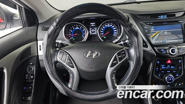 Hyundai AVANTE 2015 — photo 20