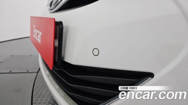 Hyundai AVANTE 2015 — photo 29