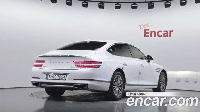 Genesis G80 2022 — photo 2