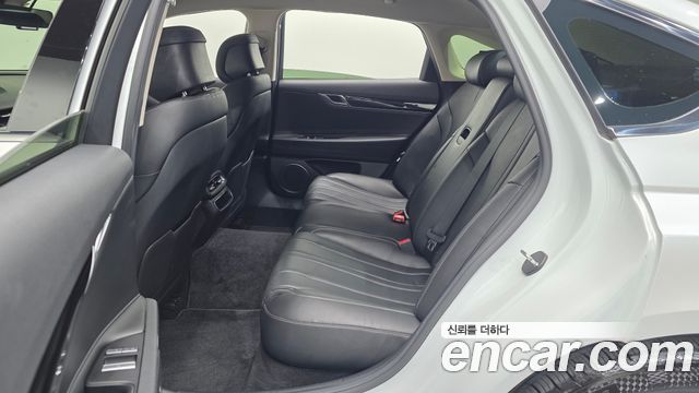 Genesis G80 2022 — photo 11