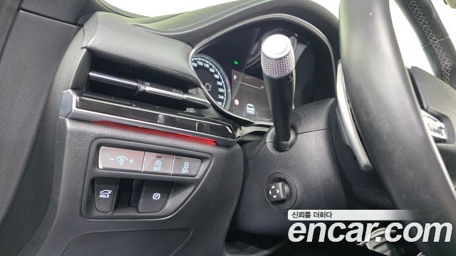 Genesis G80 2022 — photo 19