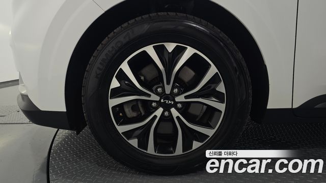 Kia Canival 2022 — photo 5