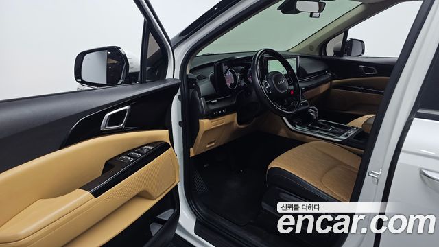 Kia Canival 2022 — photo 13