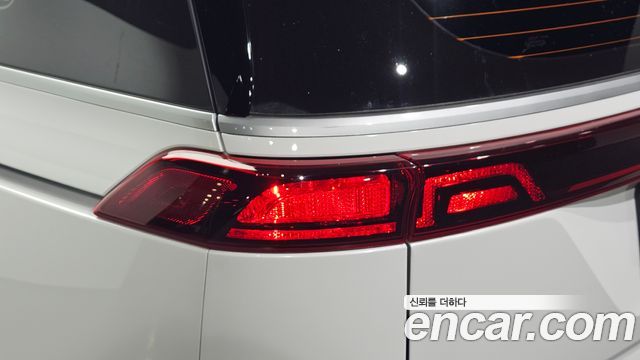Kia Canival 2022 — photo 9