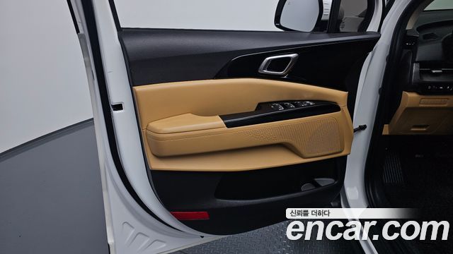 Kia Canival 2022 — photo 15
