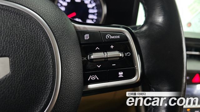 Kia Canival 2022 — photo 27