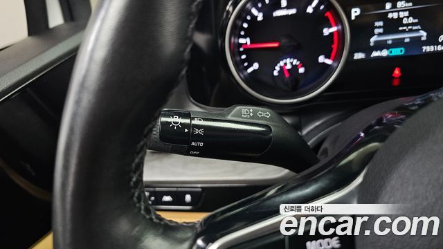 Kia Canival 2022 — photo 30