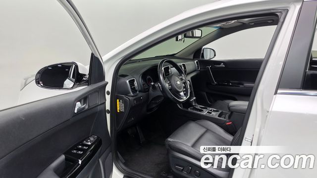 Kia Sportage 2016 — photo 10
